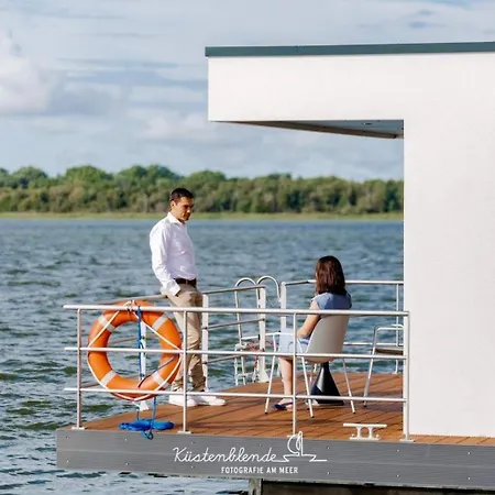 Hausboot Kranichnest Tekne *